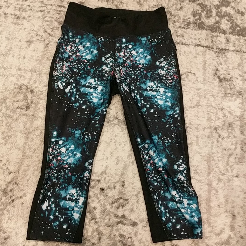 La vie en Rose aqua athletic capris